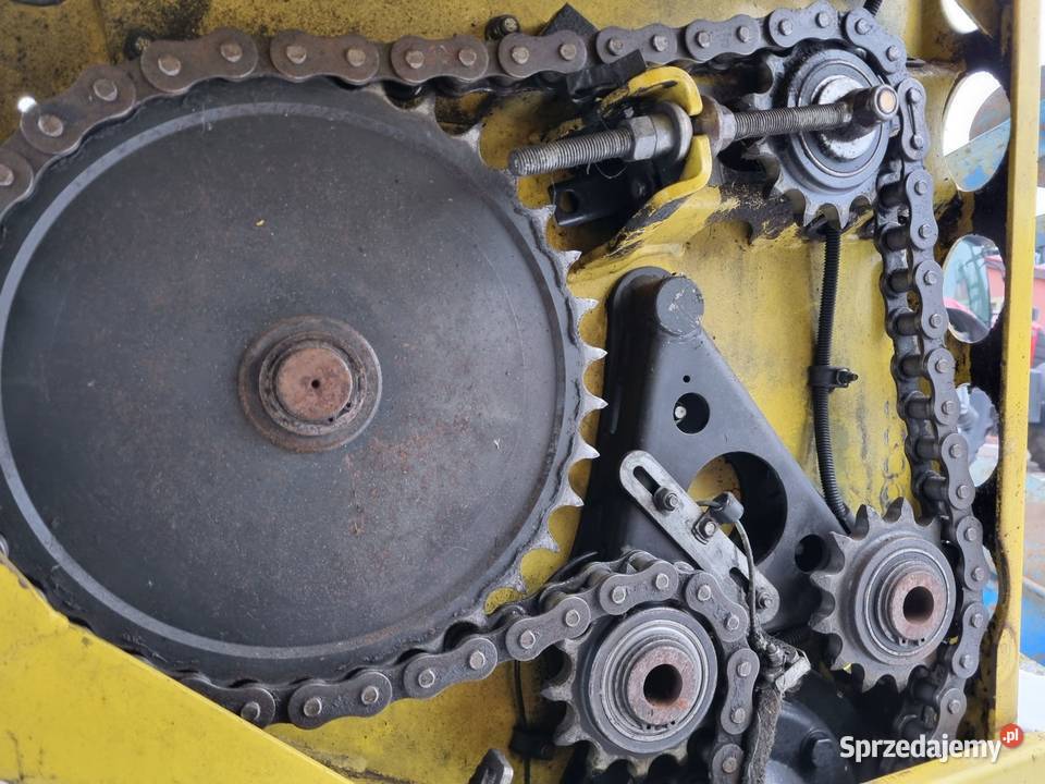 Podbieracz do sieczkarni serii 8000 John Deere Dziwie