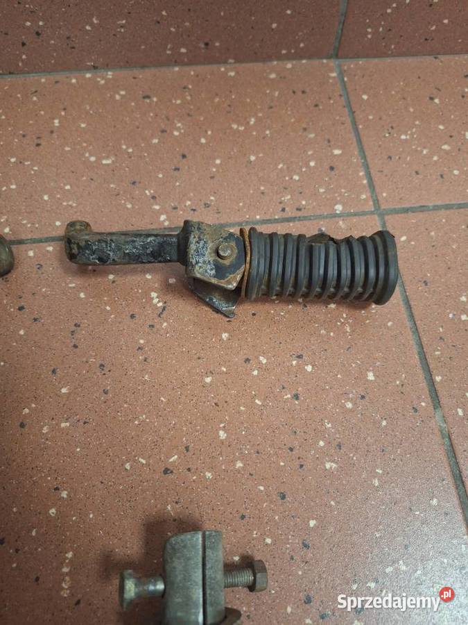 Podnóżki jawa 350 cezet Strzyżów