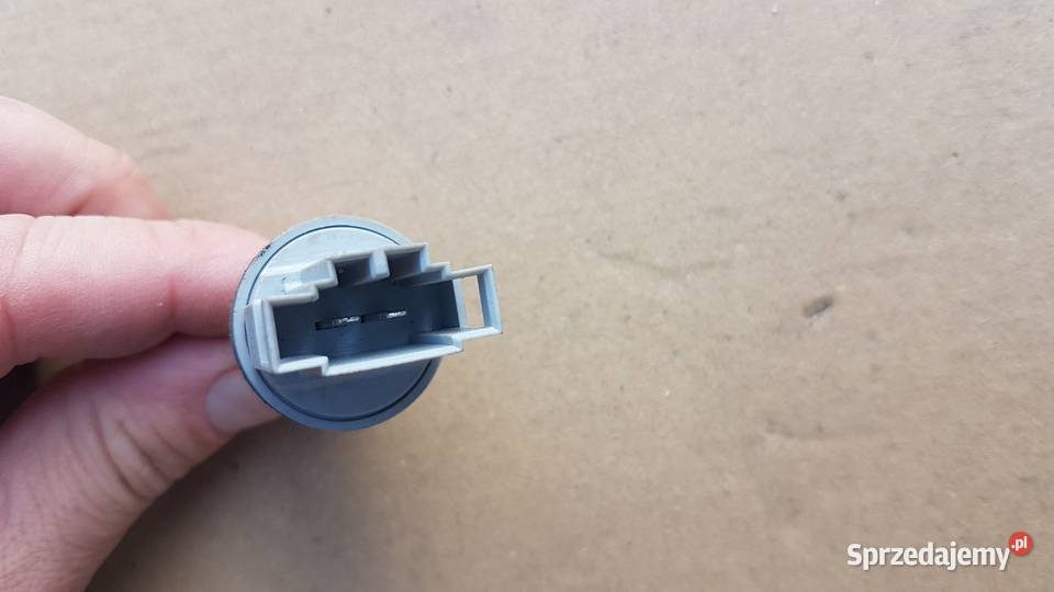 AUDI CZUJNIK TEMPERATURY ZEWNĘTRZNEJ 1J0907543B Skarżysko-Kamienna