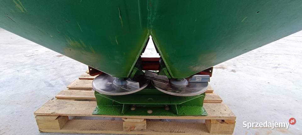Rozsiewacz nawozów Amazone F 804 R Rozsiewacze nawozów sprzedam