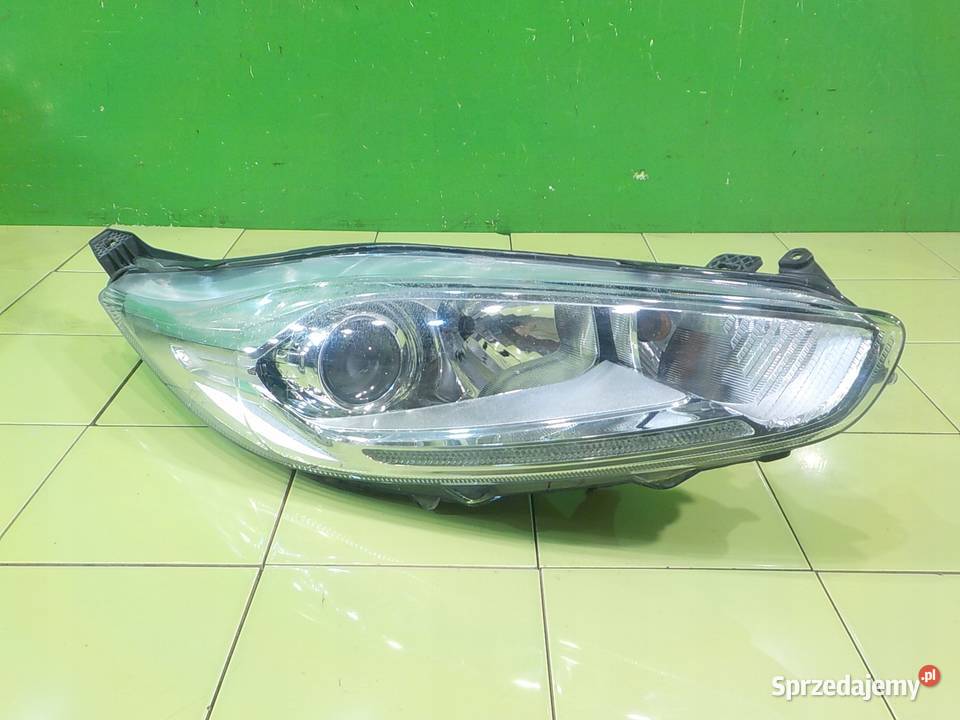FORD FIESTA MK7 125B 14r lampa prawa przod Suków sprzedam
