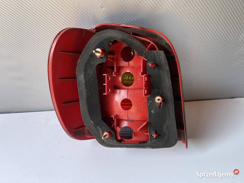 VW POLO 6N0 PRAWA LAMPA TYŁ osobowe Ostroróg