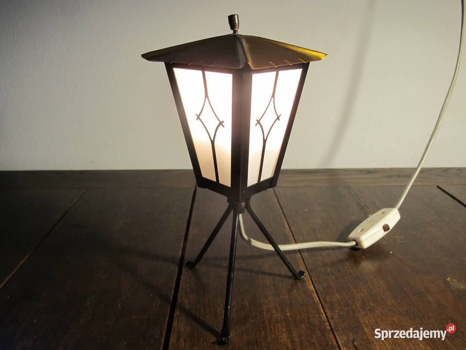 Lampa stołowa na 3 nóżkach latarenka kuta złoty Olkusz