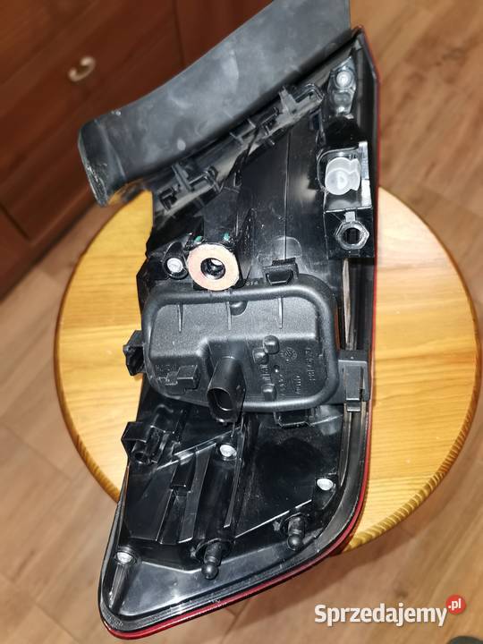 AUDI A3 S3 LAMPA PRAWA TYLNA TYŁ LIFT 8V4945070