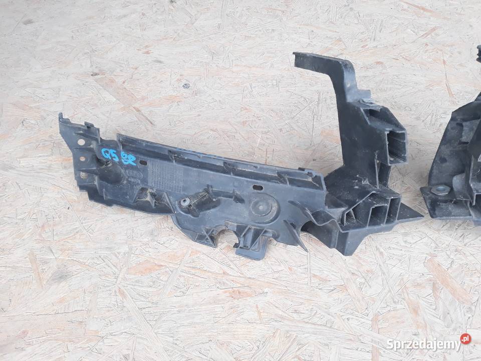 AUDI Q5 ŚLIZG POD LAMPĘ PRAWY PRZÓD 8R0807608B wielkopolskie Międzychód sprzedam
