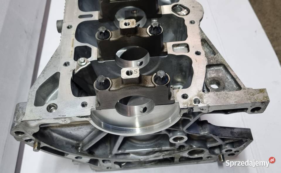 Blok silnika Renault Megane 3 Scenic III 12 TCe Łask
