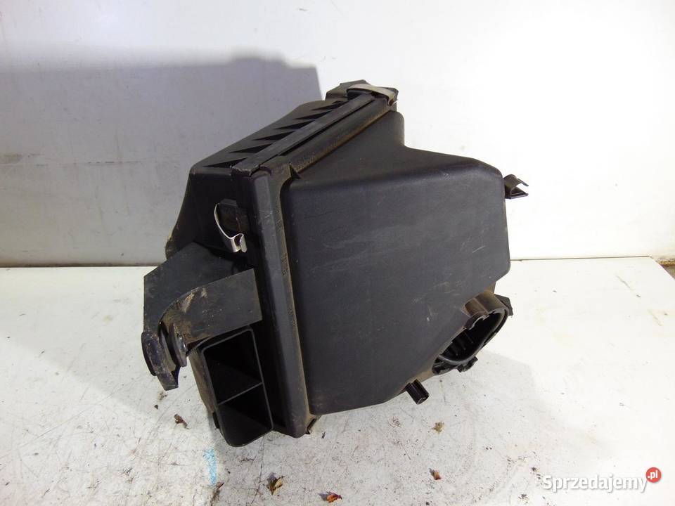 OBUDOWA FILTRA POWIETRZA AUDI A6 C5 4B0133837