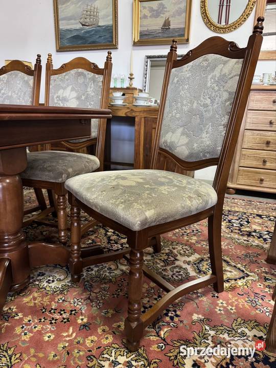 Rozkładany orzeczony stół z 6 krzesłami na 85cm Ełk