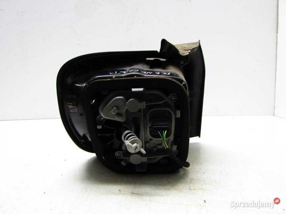 LAMPA TYLNA PRAWY TYŁ JEEP RENEGADE 51953119 Lampy tylne sprzedam