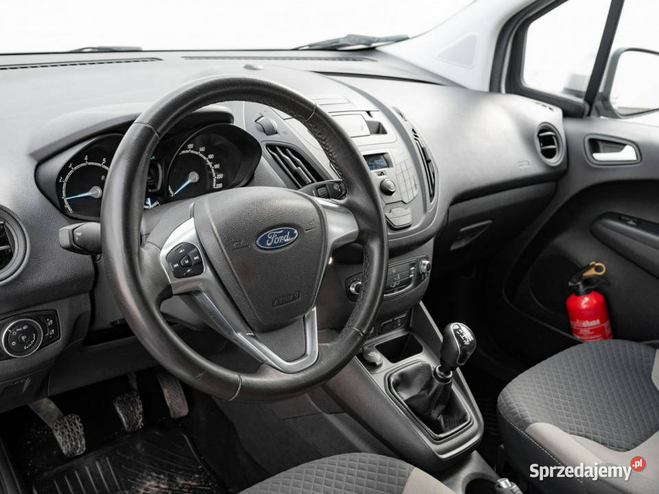 Ford Transit Courier GD235WC10 EcoBoost Trend gniazdo USB Pępowo