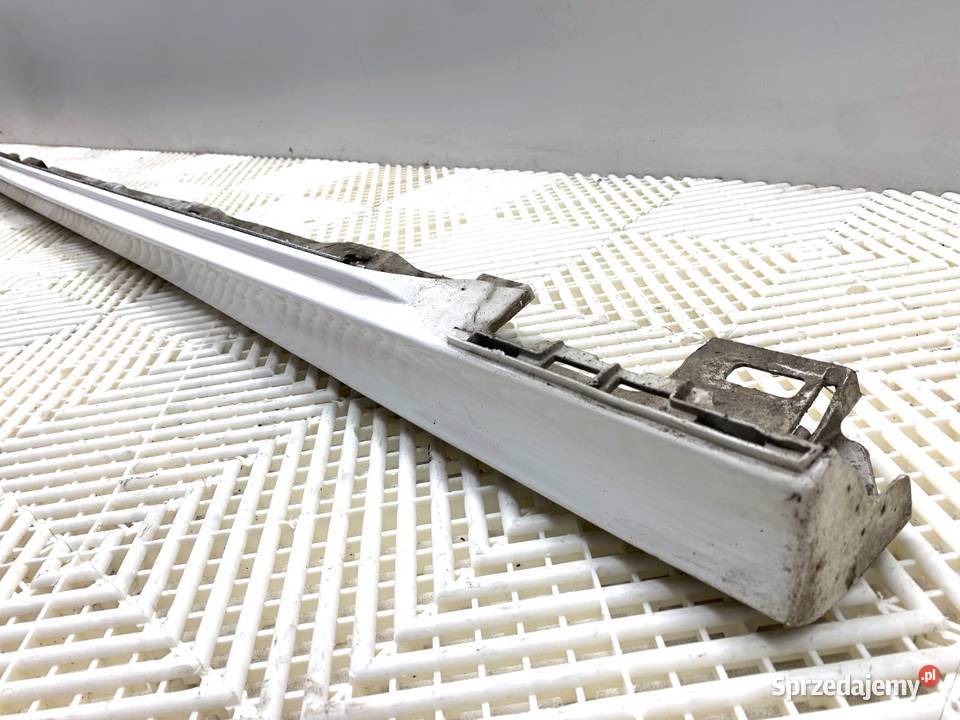 LISTWA PROGOWA PRAWY AUDI A7 4G Hatchback 1018 osobowe Motoryzacja