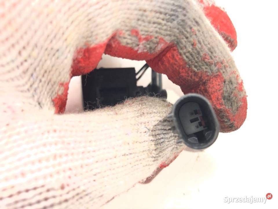 DYSZE SPRYSKIWACZY Z MASKI KOMPLET BMW E87 0313 Dysze spryskiwaczy podkarpackie