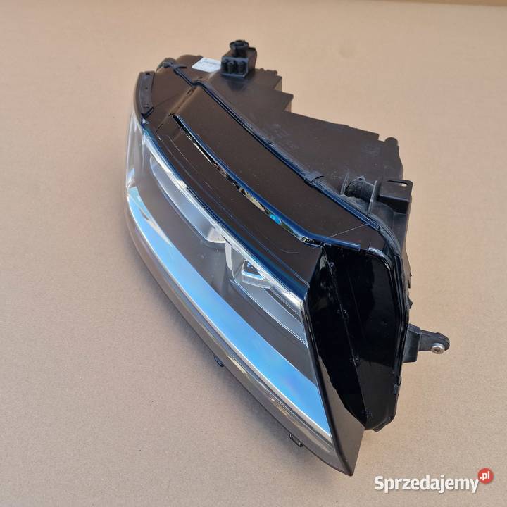 VW TIGUAN II 5NB LAMPA REFLEKTOR PRAWY Bieleń