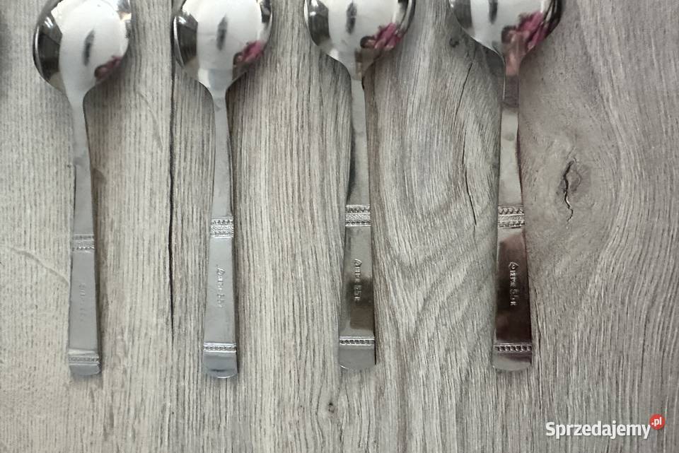 Zestaw sztućców z lat PRLu