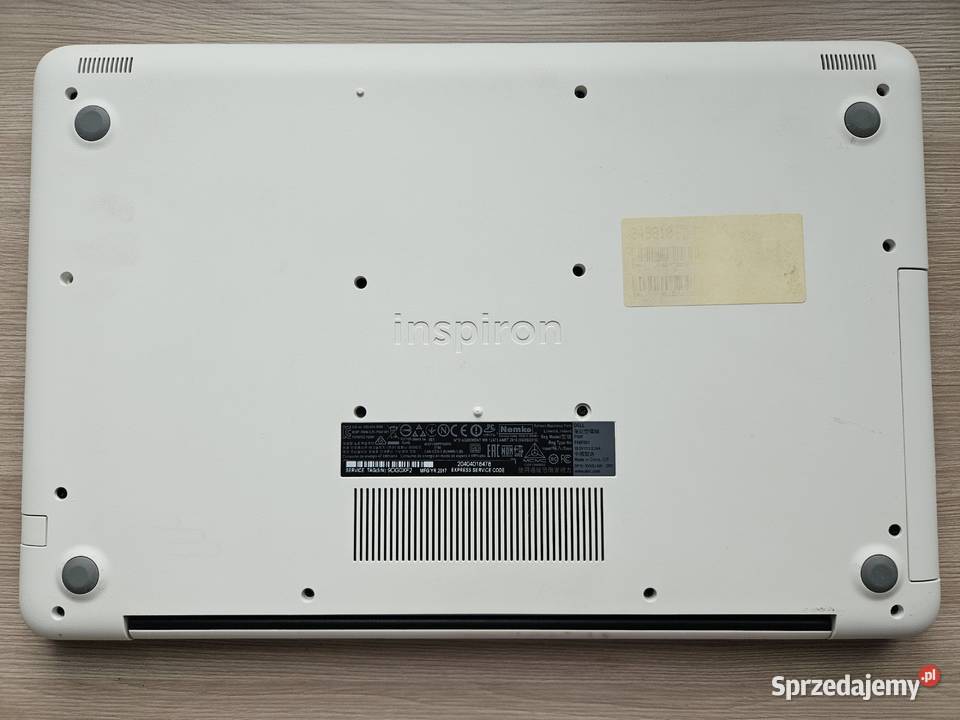 Laptop 156 Dell Inspiron 5567 biały i57200U 256 Taktowanie 7200 sprzedam