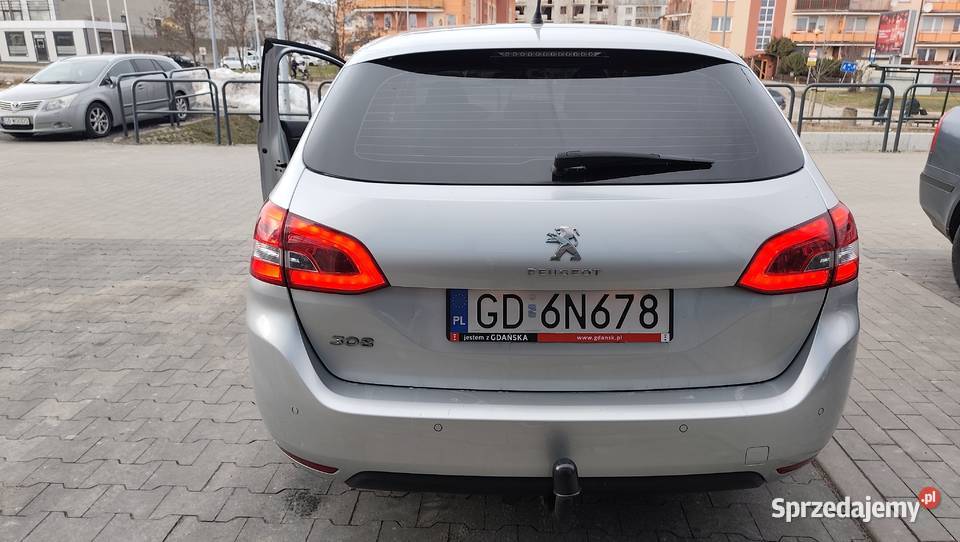 Peugeot 308 16 BlueHdi wersja Allure oszczędny