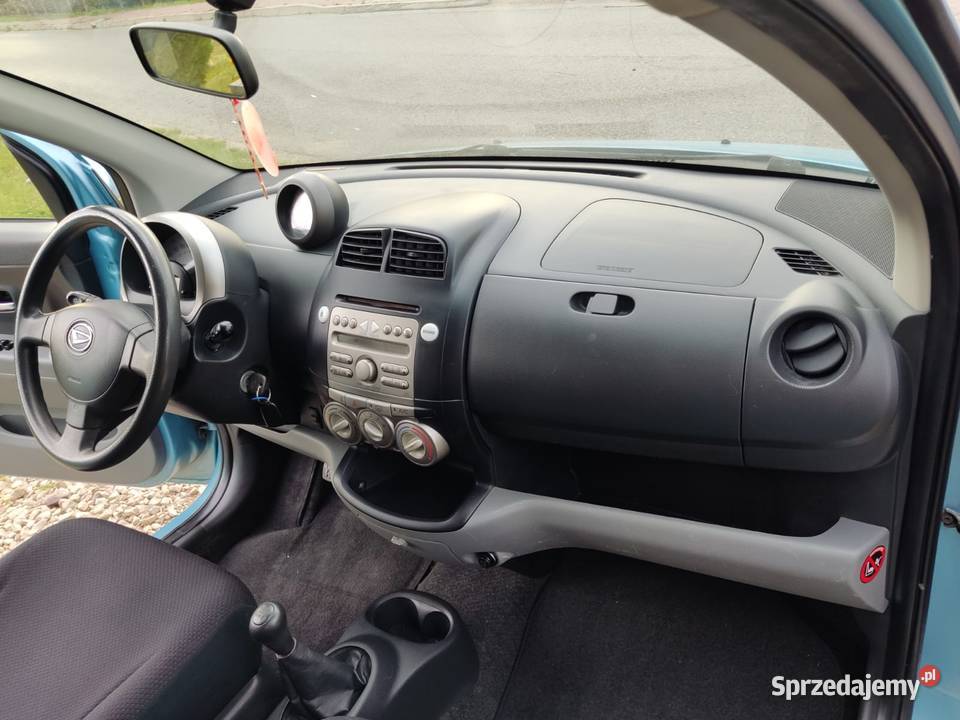 Daihatsu Sirion 13 toyota yaris Motoryzacja świętokrzyskie Mniów sprzedam