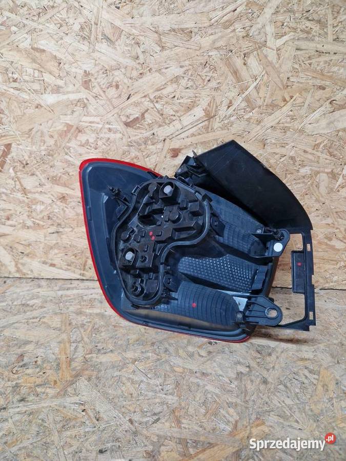 Bmw f20 f21 Lampa prawy tył Led kompletna osobowe