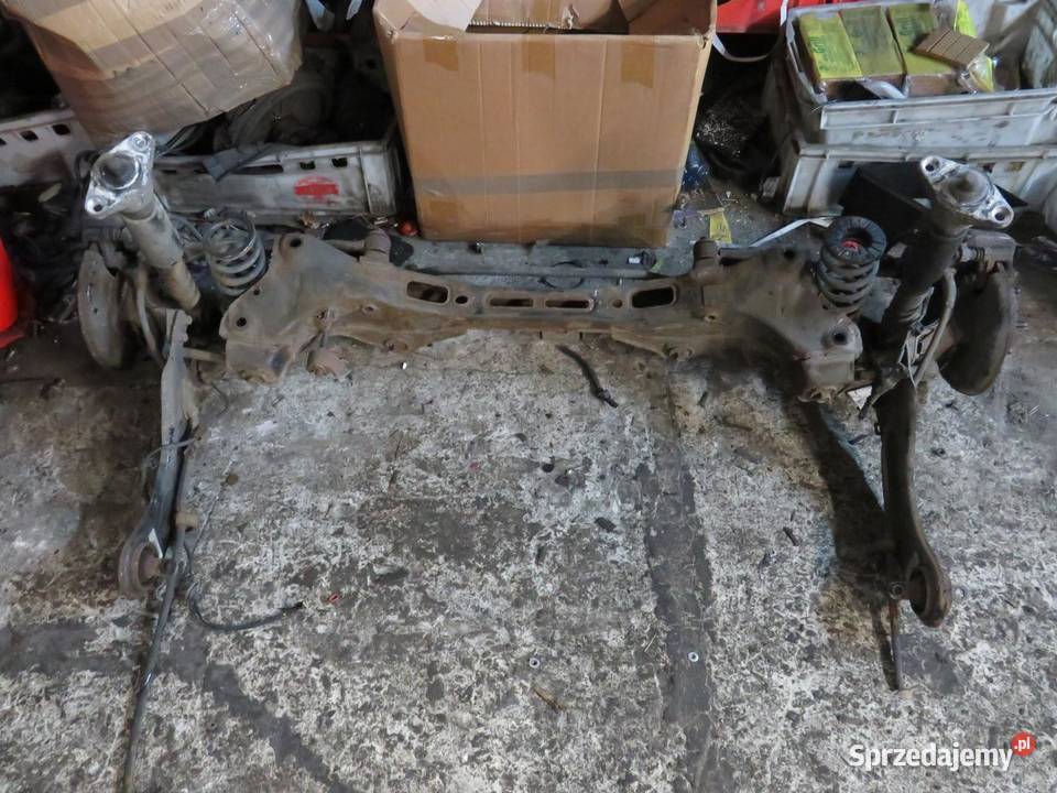 BELKA ZAWIESZENIA OŚ TYŁ HYUNDAI I30 II osobowe Zestawy zawieszenia