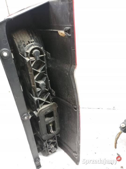 LAMPA TYŁ LEWA EU W906 MercedesBenz Sprinter II Rok produkcji 2010 świętokrzyskie