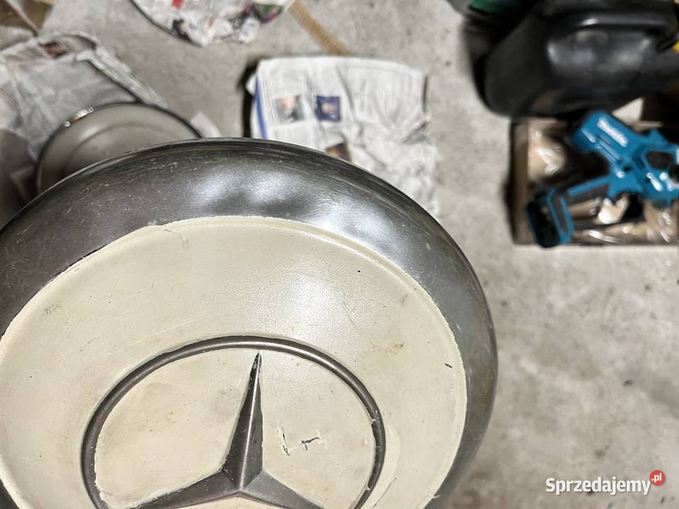 Dekle Mercedes Pagoda W113 osobowe