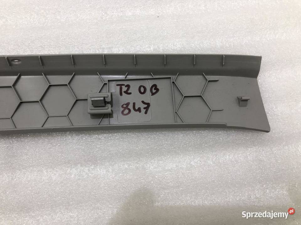 OSŁONA LISTWA PODSUFITKI 5TA867617 VW TOURAN III
