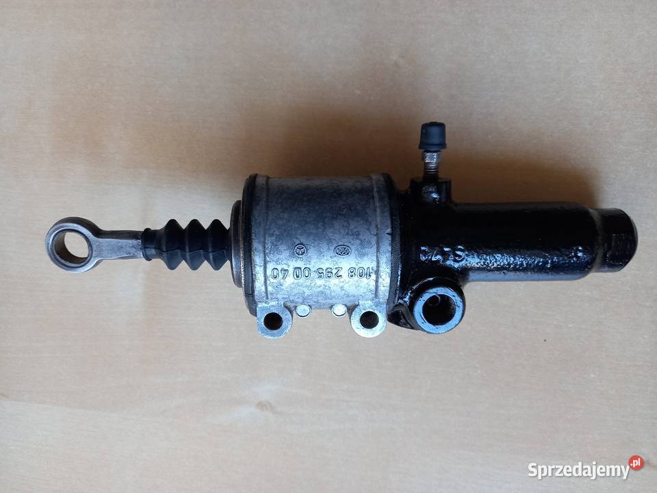 Pompa sprzęgła Mercedes W 108 295 00 40 wielkopolskie Bukownica sprzedam