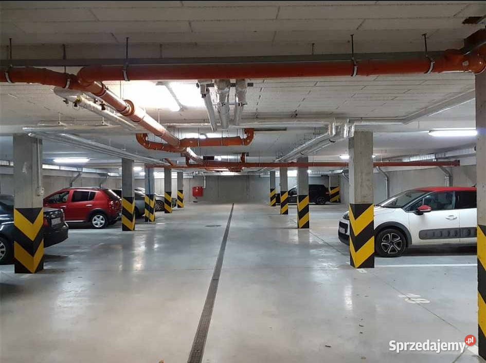 Teraz 555 Nowa Cukrownia miejsce postojowe w Szczecin