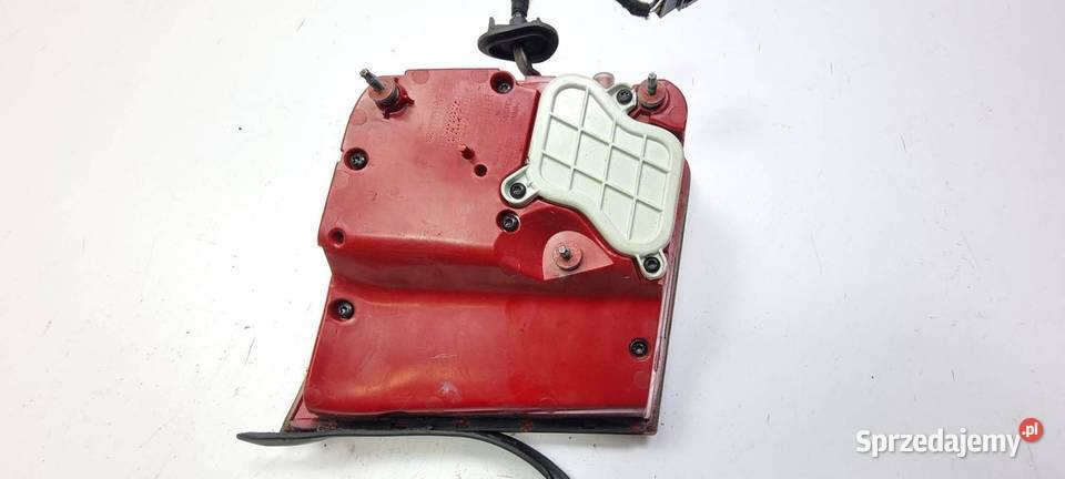 LAMPA W KLAPE PRAWA AUDI S8 D3 LIFT A8 Lipno