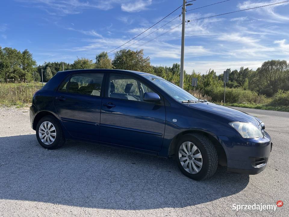 Toyota corolla e12