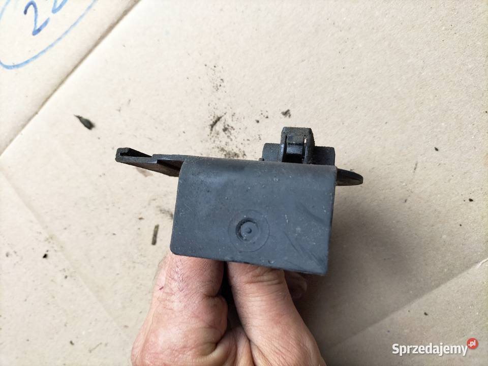 AUDI A38L A3 8L LIFT uchwyt wiązki kabli