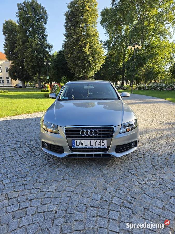 Audi a4 b8 Sedan szary 2010 stan idealny Brzeg Dolny