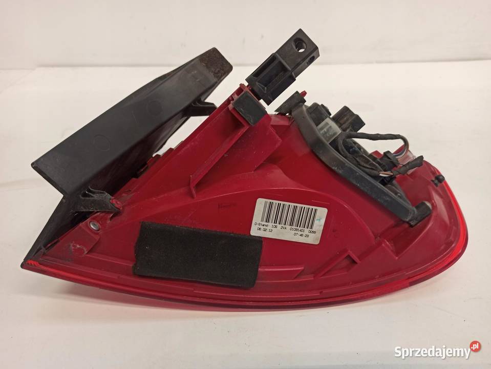 LAMPA LEWY TYŁ A4 B8 SEDAN 8K5945095AA sprzedam