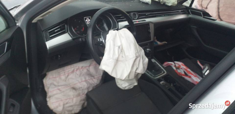 Volkswagena Passata B8 20 diesek 150 niski Wieliczka