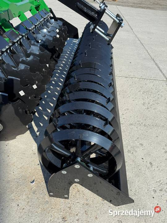 02 Brona talerzowa MetalTechnik 30m wał daszkowy Maszyny uprawowe Strzelin