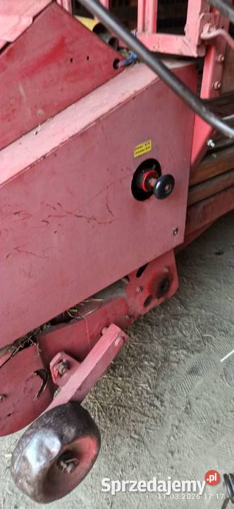 Przyczepa samozbierająca