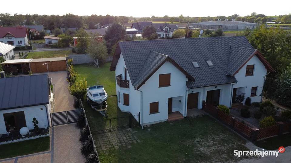 Dom w zabudowie bliźniaczejm lasu niedaleko wielkopolskie Bucz