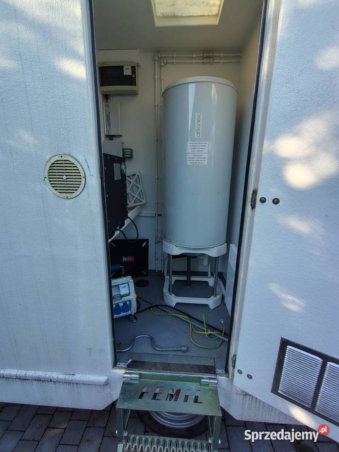 Femil przyczepa socjalna budowlana prysznic 2019 świętokrzyskie