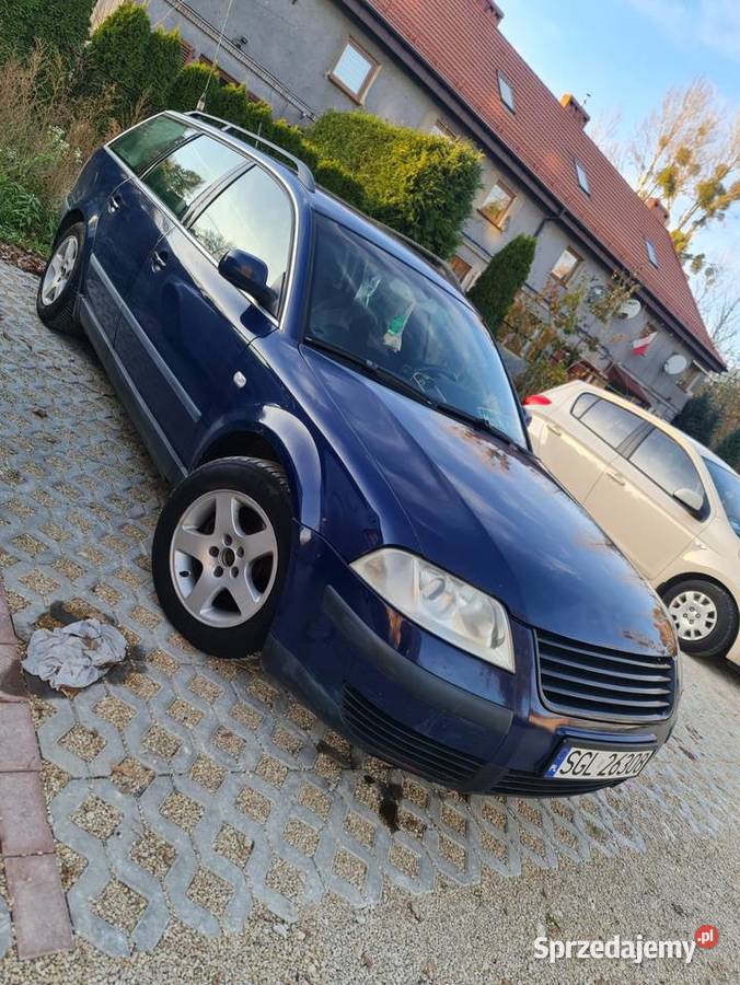 VW Passat B5 19 TDI granatowy