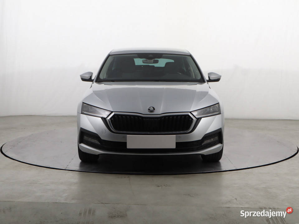 Skoda Octavia 15 TSI asystent pasa ruchu sprzedam