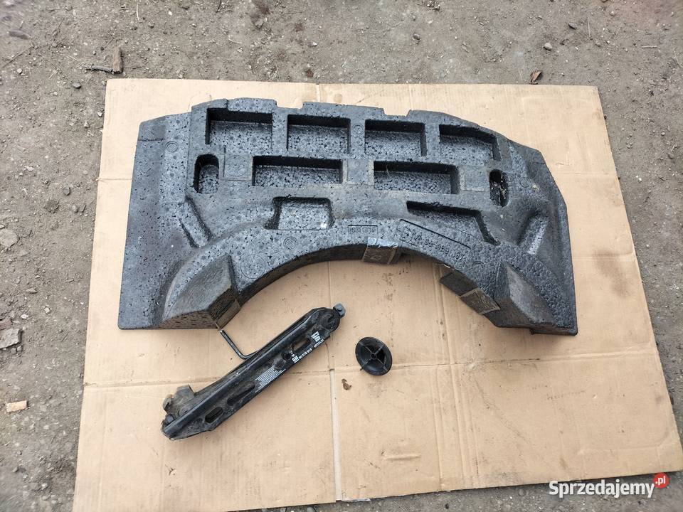 OPEL ASTRA F 1 Styropian Lewarek Podnośnik Klucz sprzedam