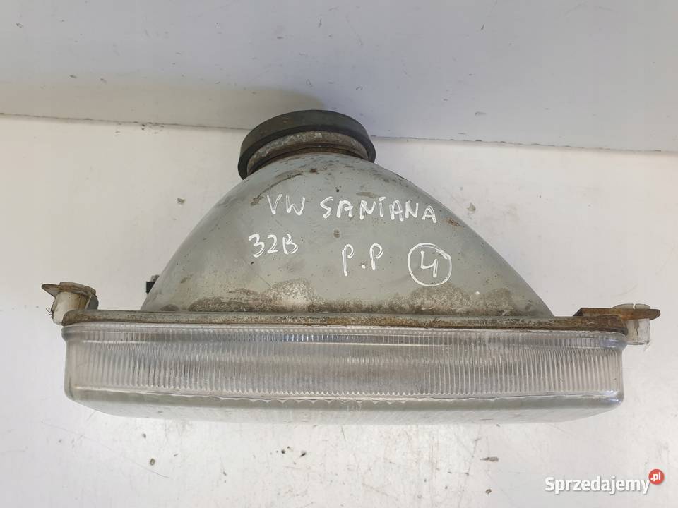 LAMPA PRAWA Santana Passat b2 PRZEDNIA prawy osobowe Rudka