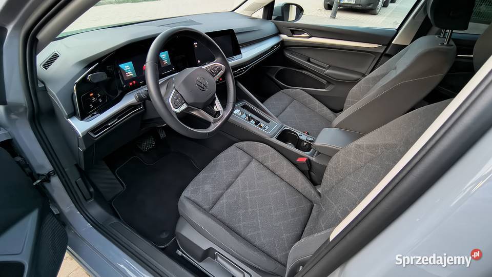 VOLKSWAGEN GOLF 10 eTSI Automat FVAT 23 niski sprzedam