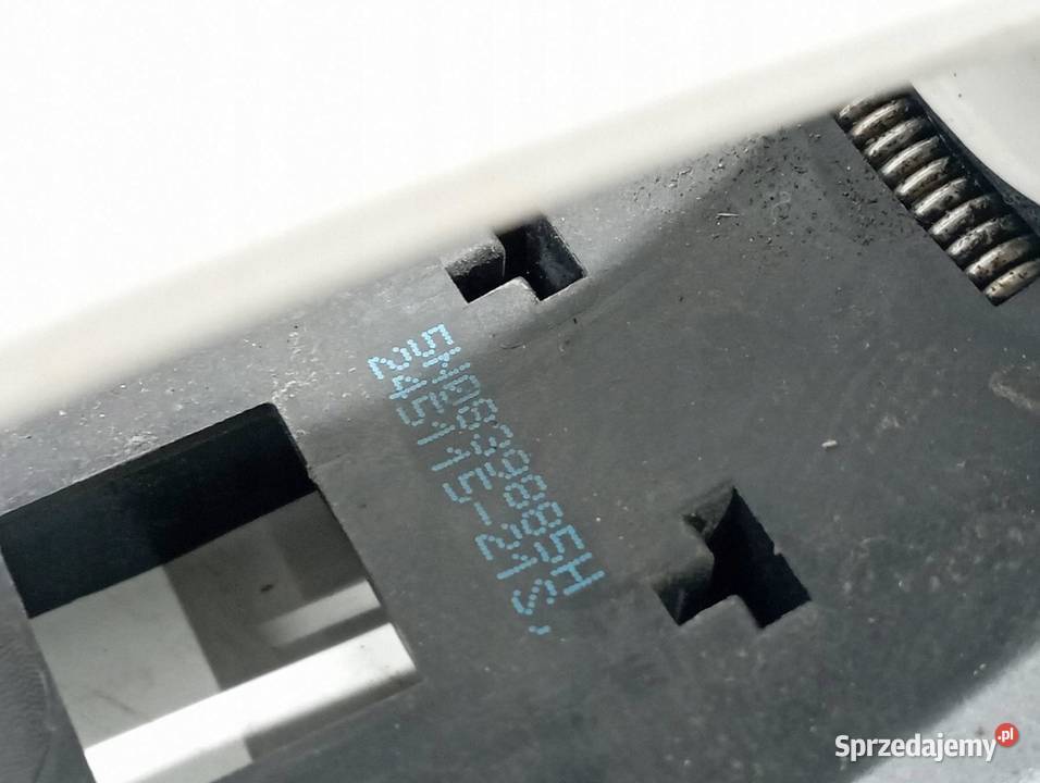 KLAMKA ZEWNĘTRZNA LEWA PRAWA PRZÓD BIAŁA Skoda świętokrzyskie