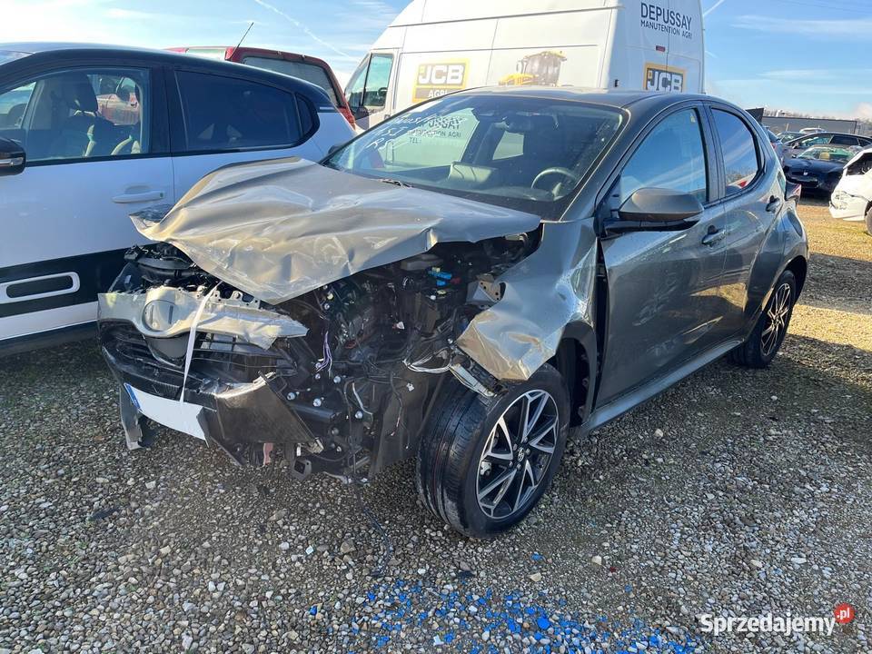 TOYOTA Yaris 15i Hybride 93 Design GS732 Wrocław