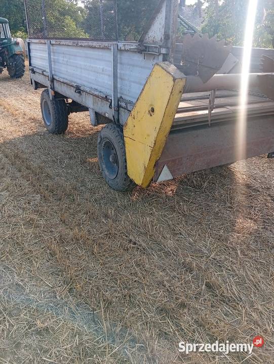 Rozrzutnik obornika 2 osiowy Czarna białostocka Nawożenie