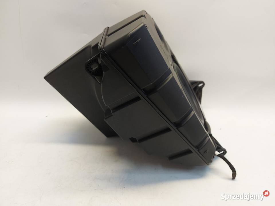 TESLA MODEL Y 2024r WZMACNIACZ GŁOŚNIKI ZESTAW