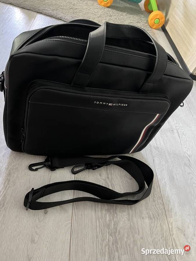 Sprzedam Damska Aktówkę Tommy Hilfiger Torby i torebki Rumia sprzedam