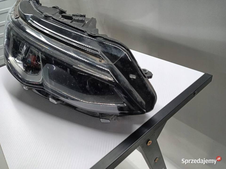 LAMPA PRAWA PRZÓD PRZEDNIA VW GOLF VIII FULL LED
