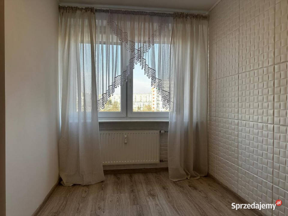 Na sprzedaż 3 pokoje remoncie 4815 m2 łódzkie Piotrków Trybunalski sprzedam